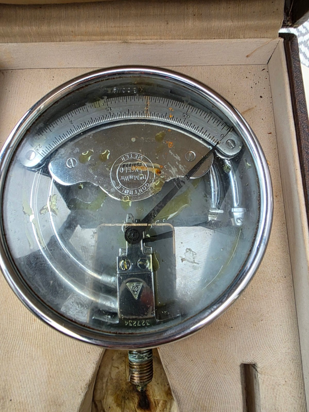 Antieke manometer in originele koffer, Ophalen