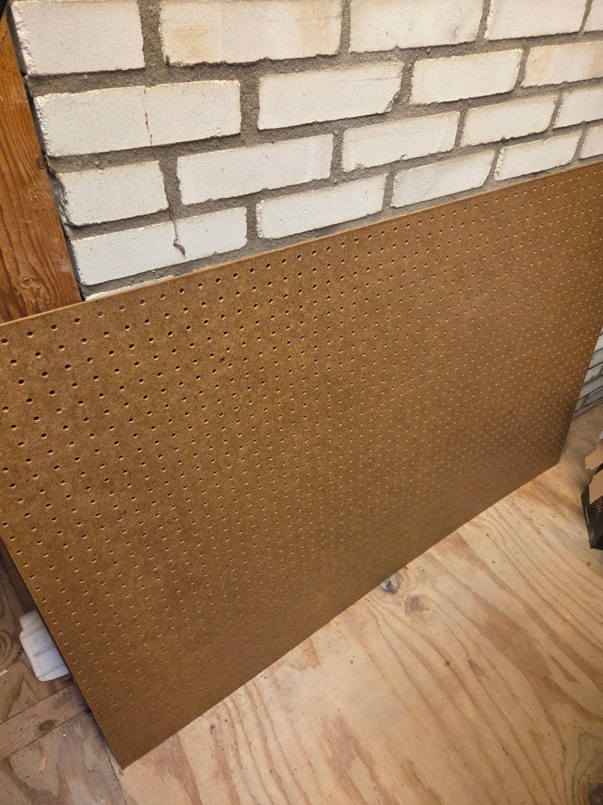 hardboard met gaatjes. gratis, Doe-het-zelf en Verbouw, Ophalen
