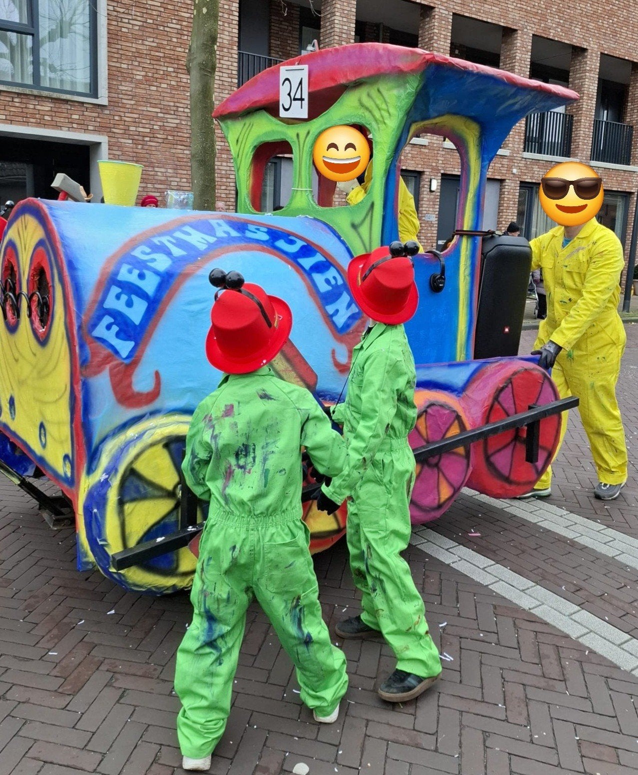 Leuke Overalls Rood, Geel, Groen (diverse maten), Ophalen, Gebruikt, 158 t/m 164, Jongen of Meisje