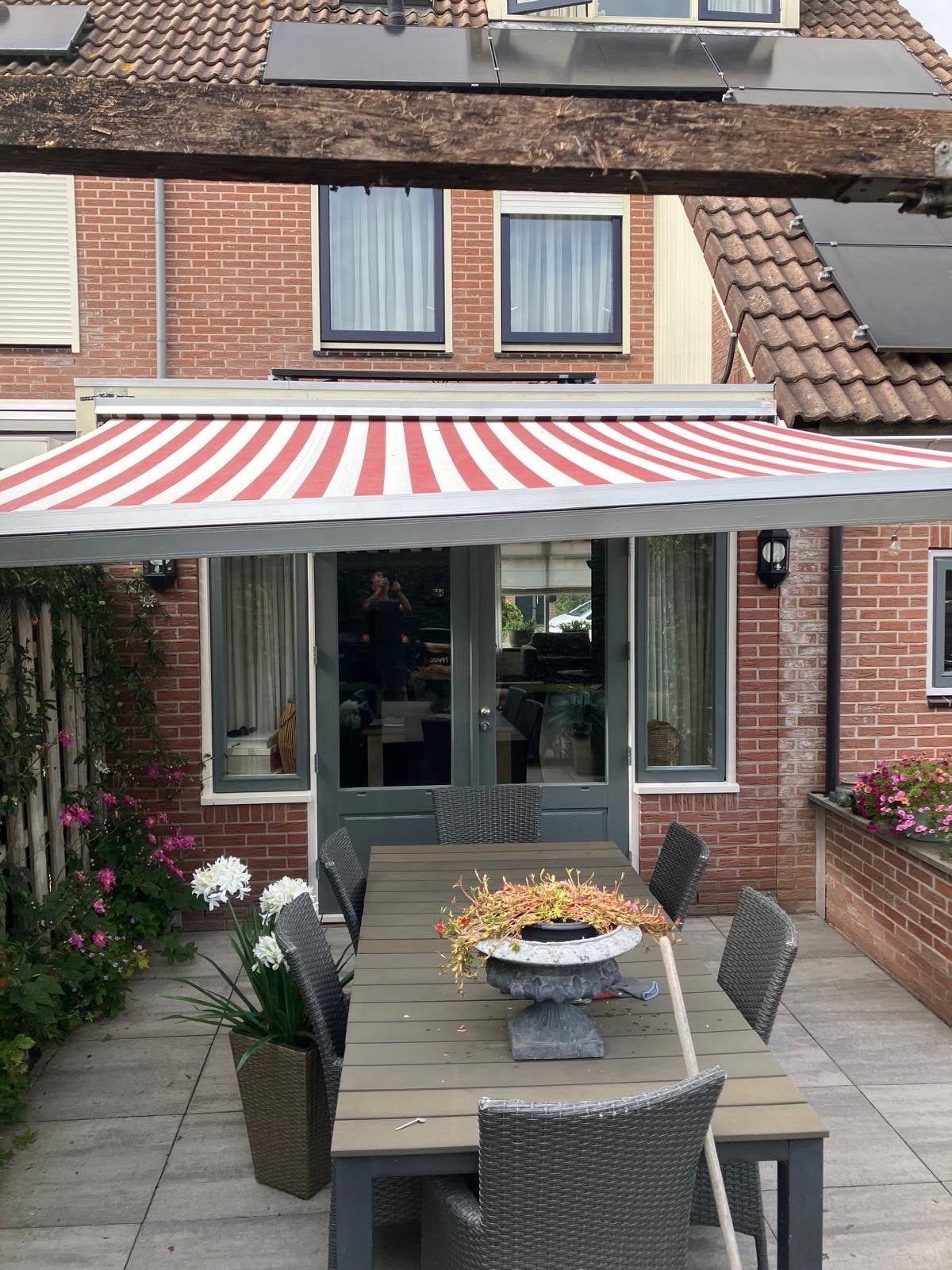Elektrisch zonnescherm 300 uitval bij 3.80 breed, Ophalen, Gebruikt, Elektrisch, 250 cm tot 450 cm