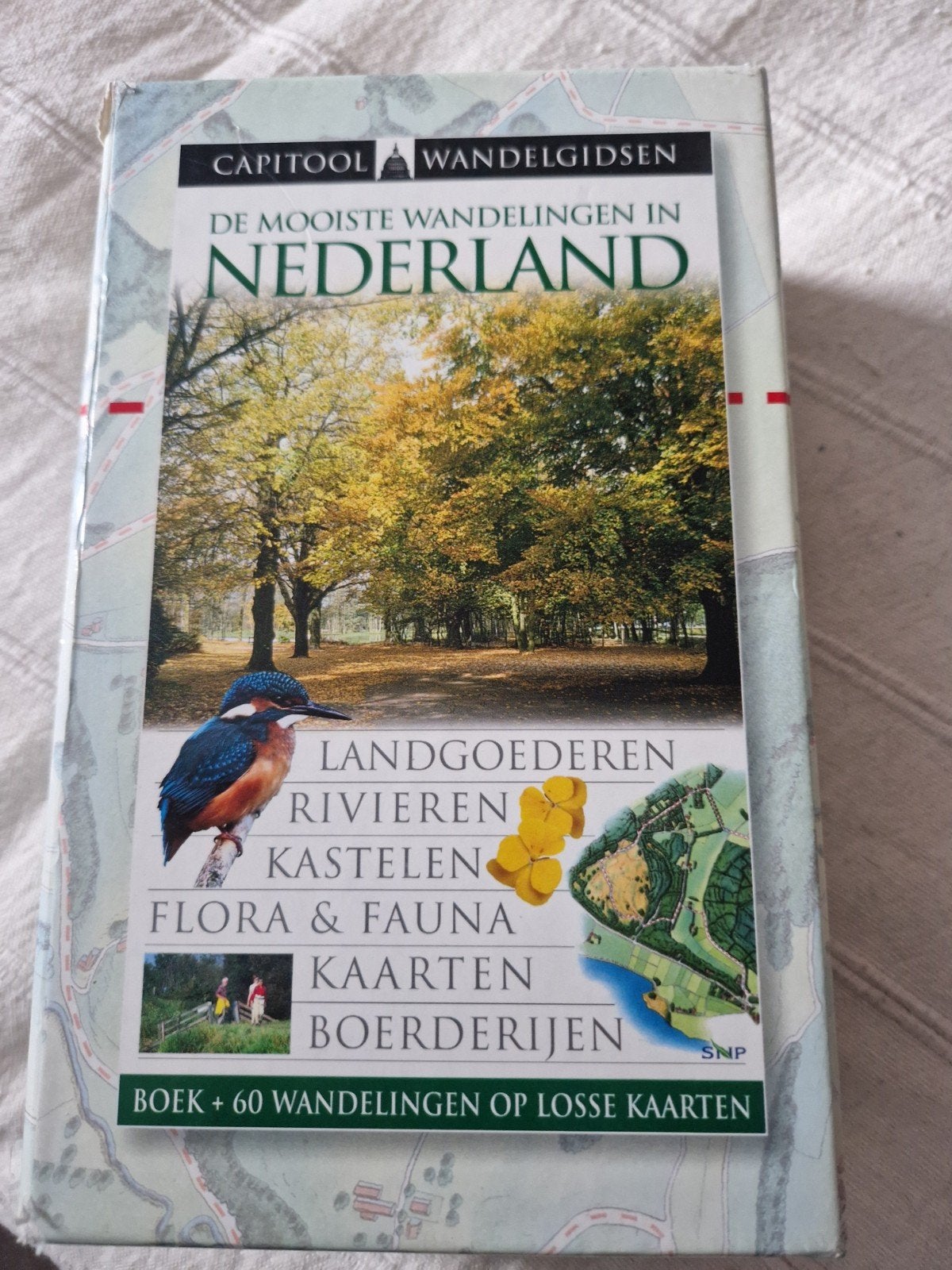 Capitool Wandelgidsen: De Mooiste Wandelingen in Nederland, Boeken, Ophalen of Verzenden