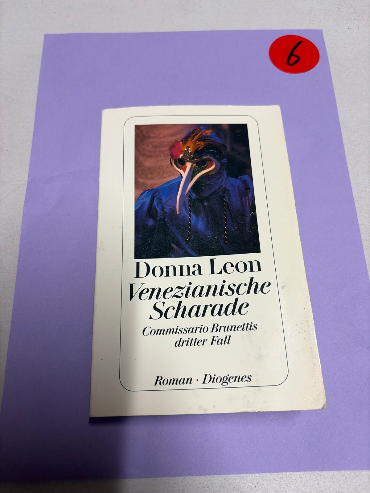 Donna Leon - Venezianische Scharade (Commissario Brunetti), Ophalen of Verzenden, Zo goed als nieuw, Europa overig