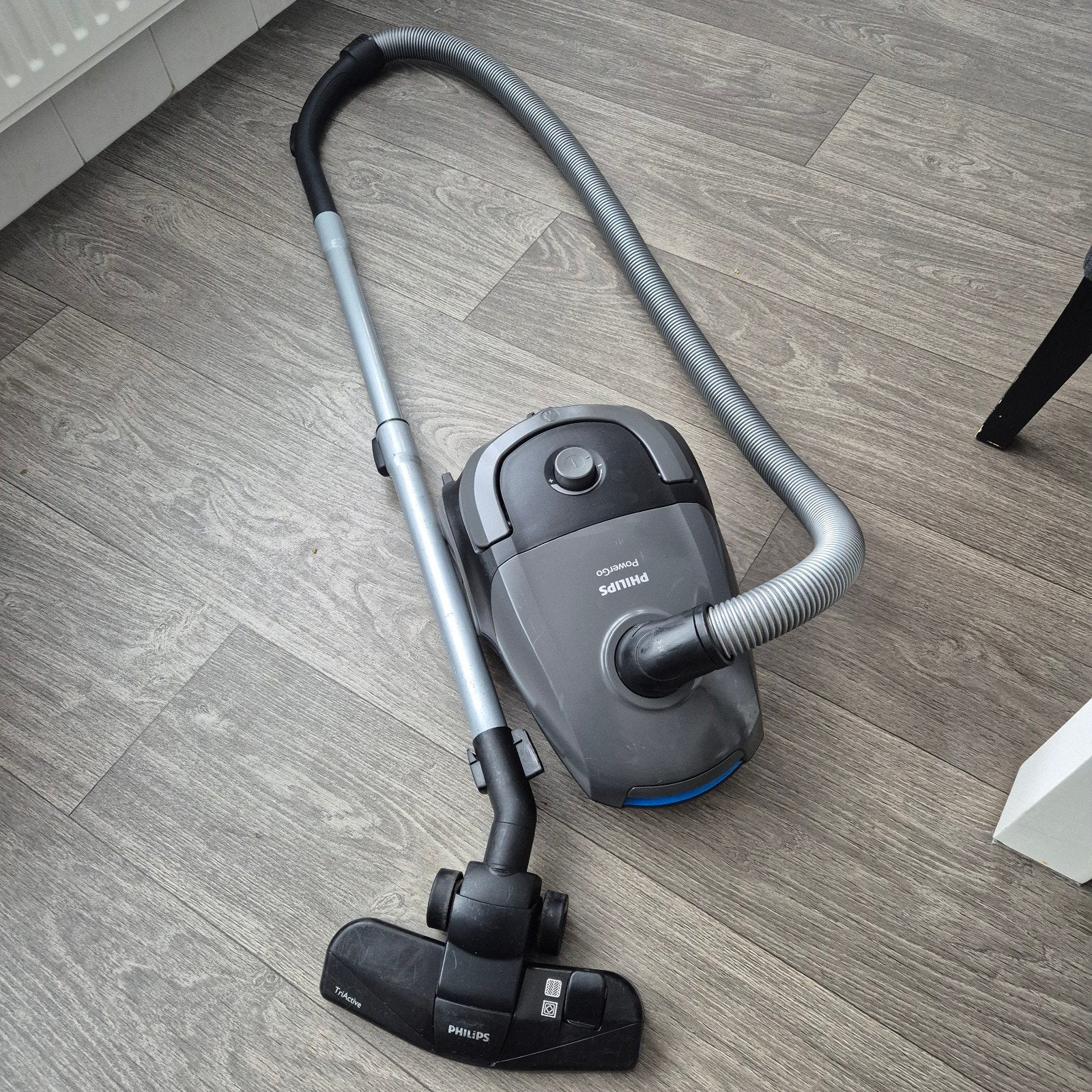 PHILIPS PowerGo Stofzuiger met nieuw Stofzak. 
Ziet er mooi, Philips, Zo goed als nieuw, Industriële stofzuiger, Ophalen