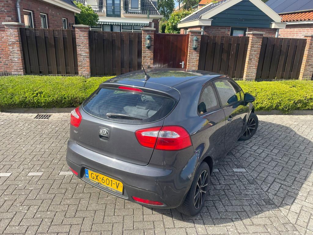 Kia Rio 1.2 CVVT 3drs GÉÉN AIRCO ! LMV GOED LEZEN AUB, Voorwielaandrijving, Euro 5, 1011 kg, 4 cilinders