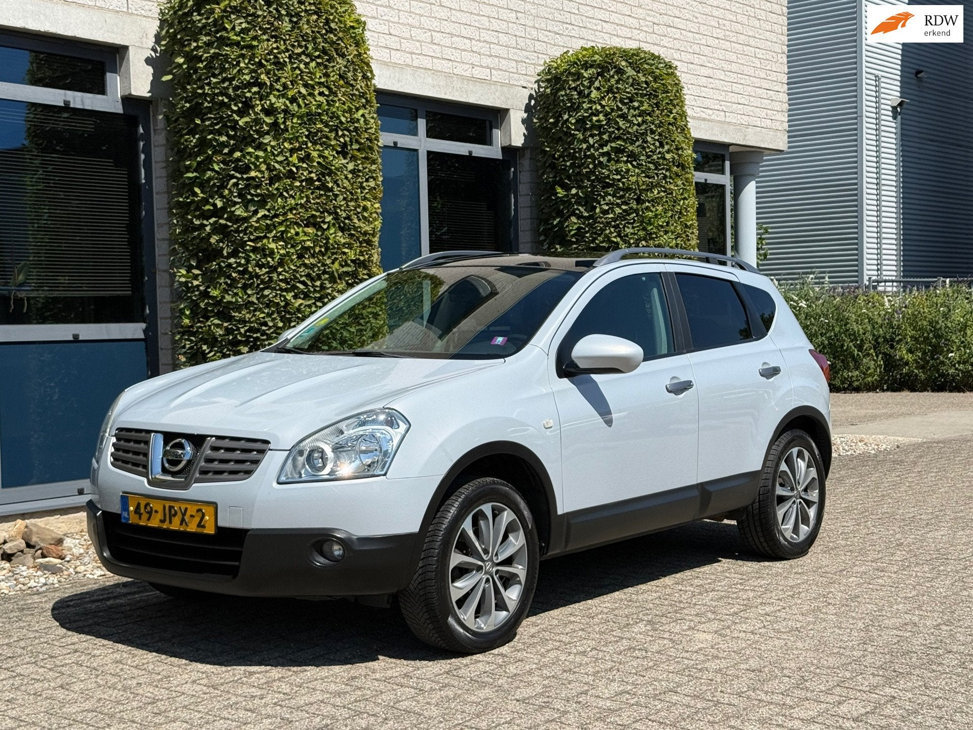 Nissan Qashqai 1.6 Connect Edition |Nieuwe APK| |Camera|, Auto's, Voorwielaandrijving, 15 km/l, Gebruikt, 4 cilinders