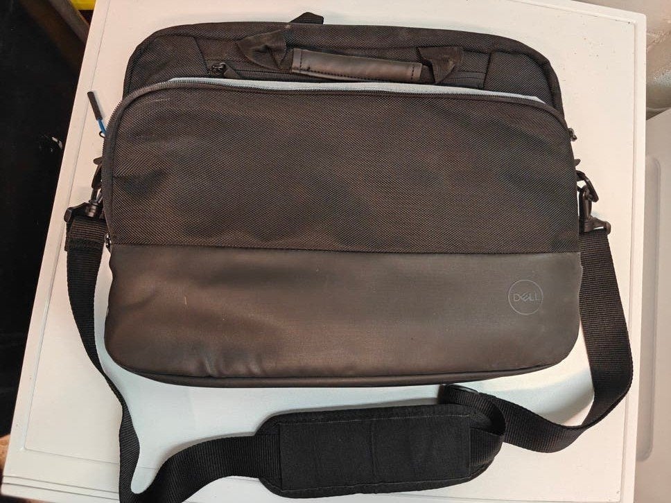 Dell Pro Briefcase 15 PO1520C Zwart - Zo goed als nieuw, Computers en Software, Gevoerd laptopvak, 15 inch, Ophalen of Verzenden