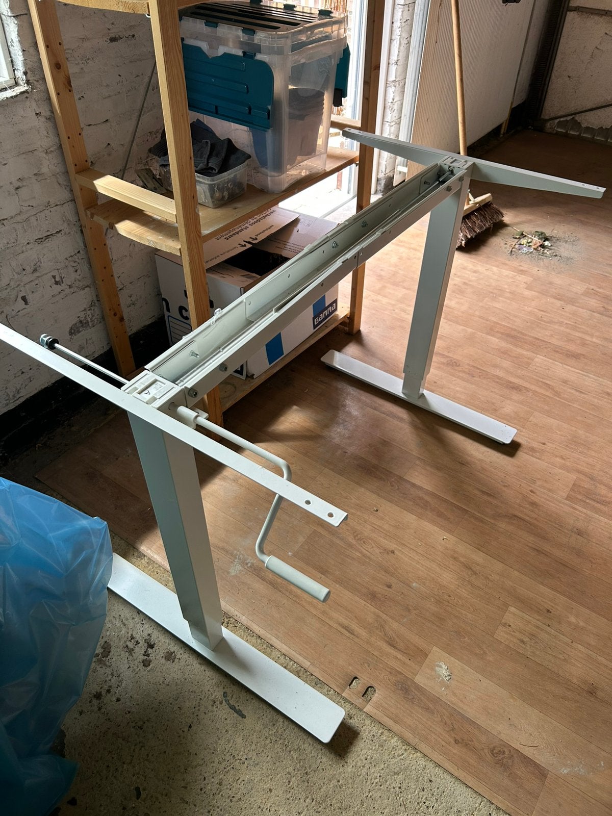 Ikea Trotten bureau onderstel (verstelbaar in hoogte), Huis en Inrichting, Ophalen, Zo goed als nieuw