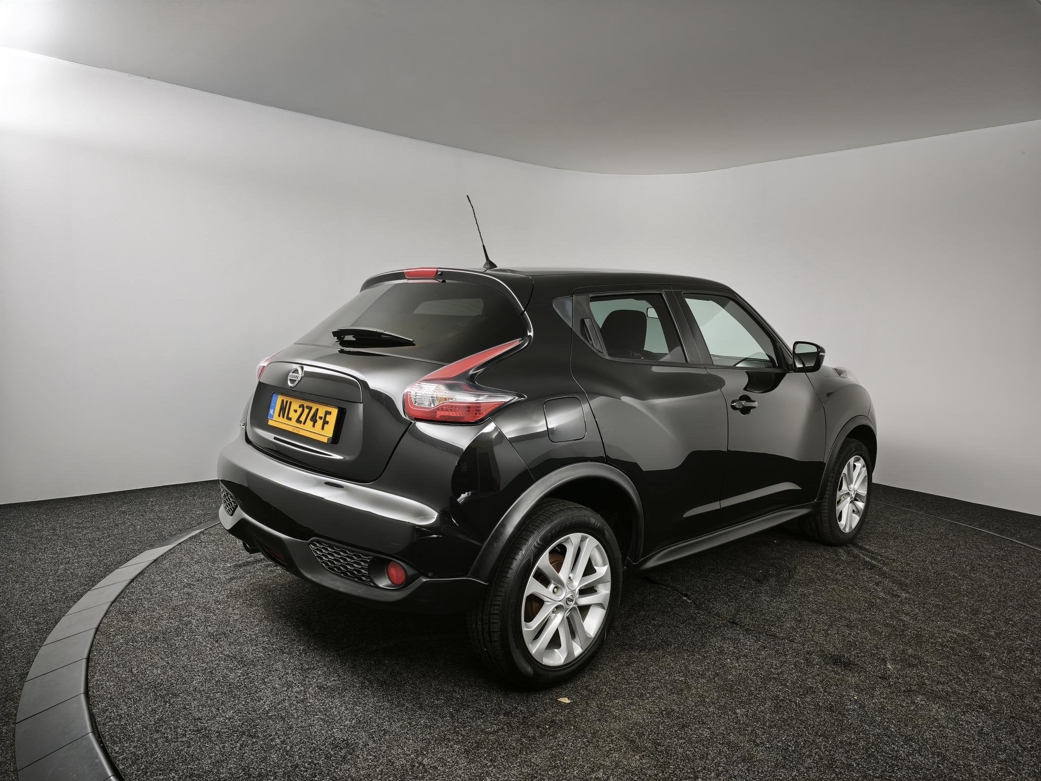 Nissan Juke 1.6 N-Connecta | Automaat | Navigatie | Achterui, Auto's, 4 cilinders, Met garantie (alle), SUV of Terreinwagen, 1598 cc