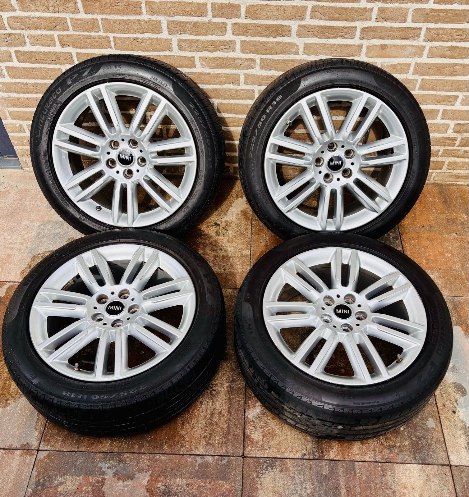 18" Velgen Mini Countryman Cooper S met Pirelli banden, Auto-onderdelen, Banden en Velgen, Ophalen, 18 inch, Gebruikt, Banden en Velgen
