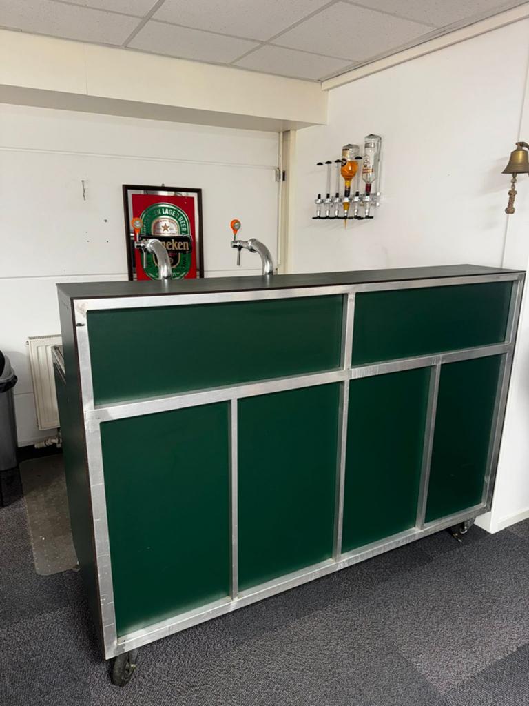 Mobiele bar met tap, Ophalen