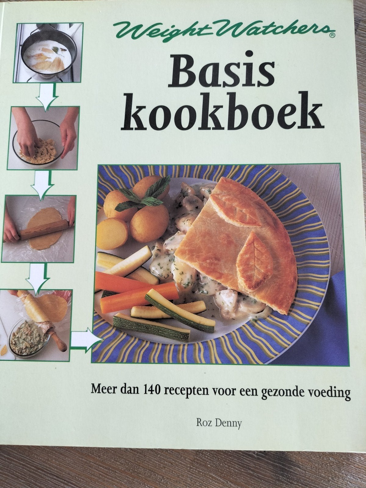 Basis kookboek Weight Watchers, Ophalen of Verzenden, Zo goed als nieuw, Gezond koken, Roz Denny
