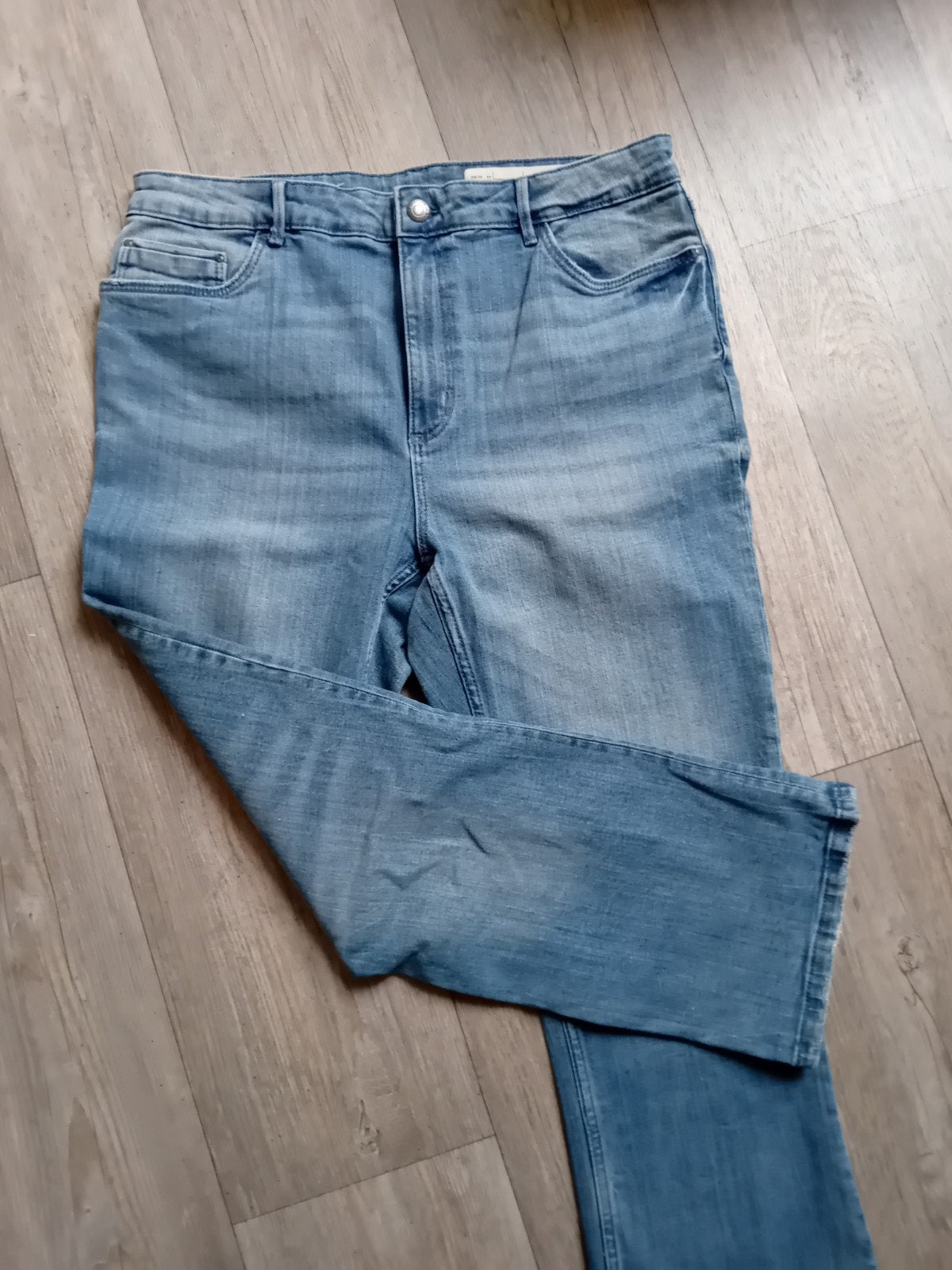 Nieuwe 3/4 spijkerbroek XL - Esmara High Waist Straight Fit, Kleding | Dames, Spijkerbroeken en Jeans, Blauw, Overige jeansmaten