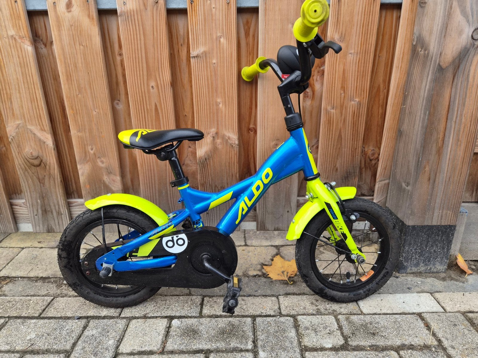 Kinderfiets Aldo 12 inch geel-blauw, Fietsen en Brommers, Fietsen | Kinderfietsjes, Ophalen, Zijwieltjes, Minder dan 16 inch, Aldo