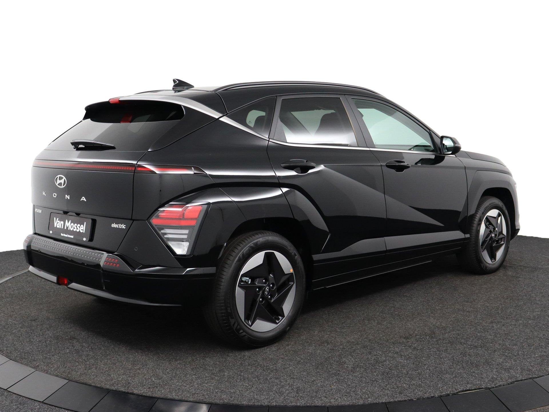 Hyundai Kona Electric Comfort Smart 64.8 kWh | Uit Voorraad, Auto's, Dealer onderhouden, Stof, Met garantie (alle), 510 km