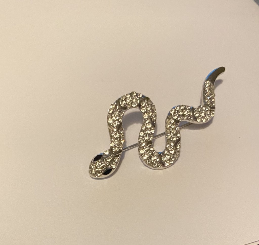 prachtige broche SLANG veel schitterende kristal steentjes, Sieraden, Tassen en Uiterlijk, Broches, Met kristal, Overige materialen