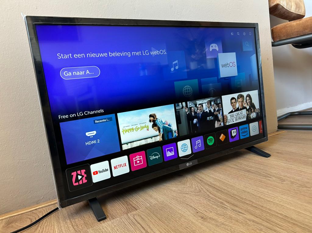 LG Smart TV 32 inch 32LM6300PLA, Ophalen, 50 Hz, Zo goed als nieuw, Samsung