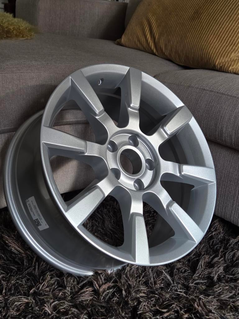 NIEUW - VW Beetle 5C 18 inch lichtmetalen velg 5C0601025H, Ophalen, Nieuw, Volkswagen