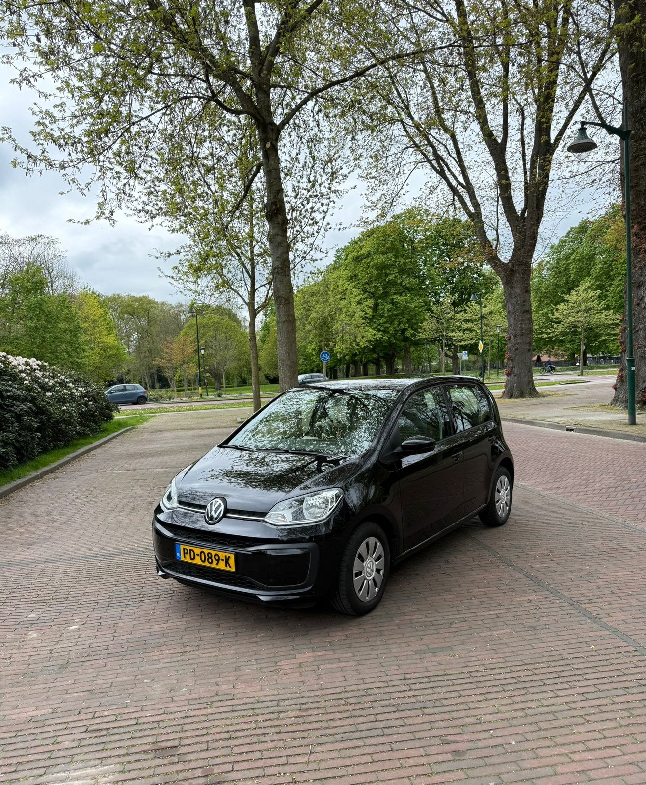 Volkswagen up! 1.0 / 5 Deurs / bouwjaar 2017, Auto's, Voorwielaandrijving, Up!, 4 stoelen, Origineel Nederlands