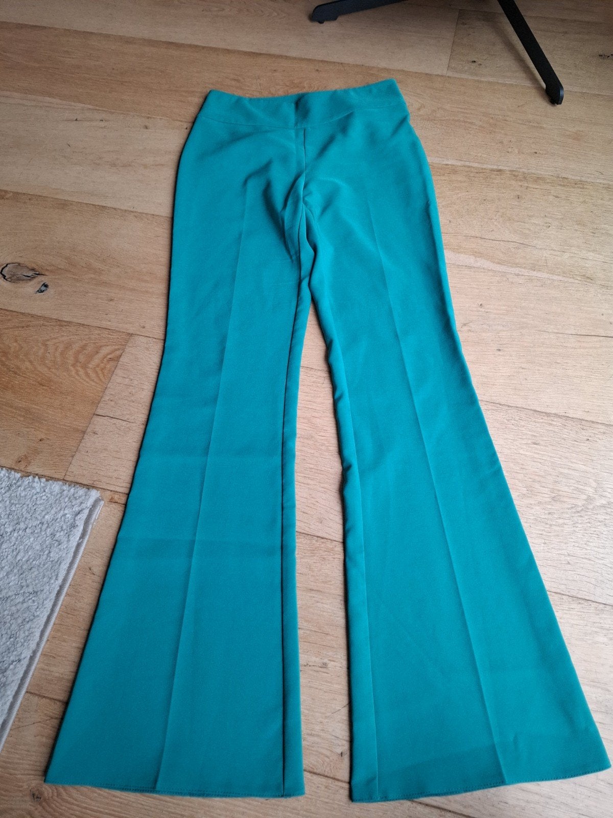 Rinascimento flared pantalon - Maat L (40), Maat 38/40 (M), Rinascimento, Ophalen of Verzenden, Lang