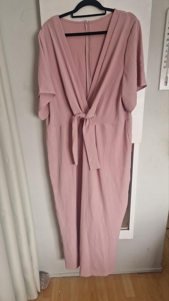 Roze jumpsuit maat 54 - Zo goed als nieuw, Kleding | Dames, Grote Maten, Ophalen of Verzenden, Zo goed als nieuw, Roze
