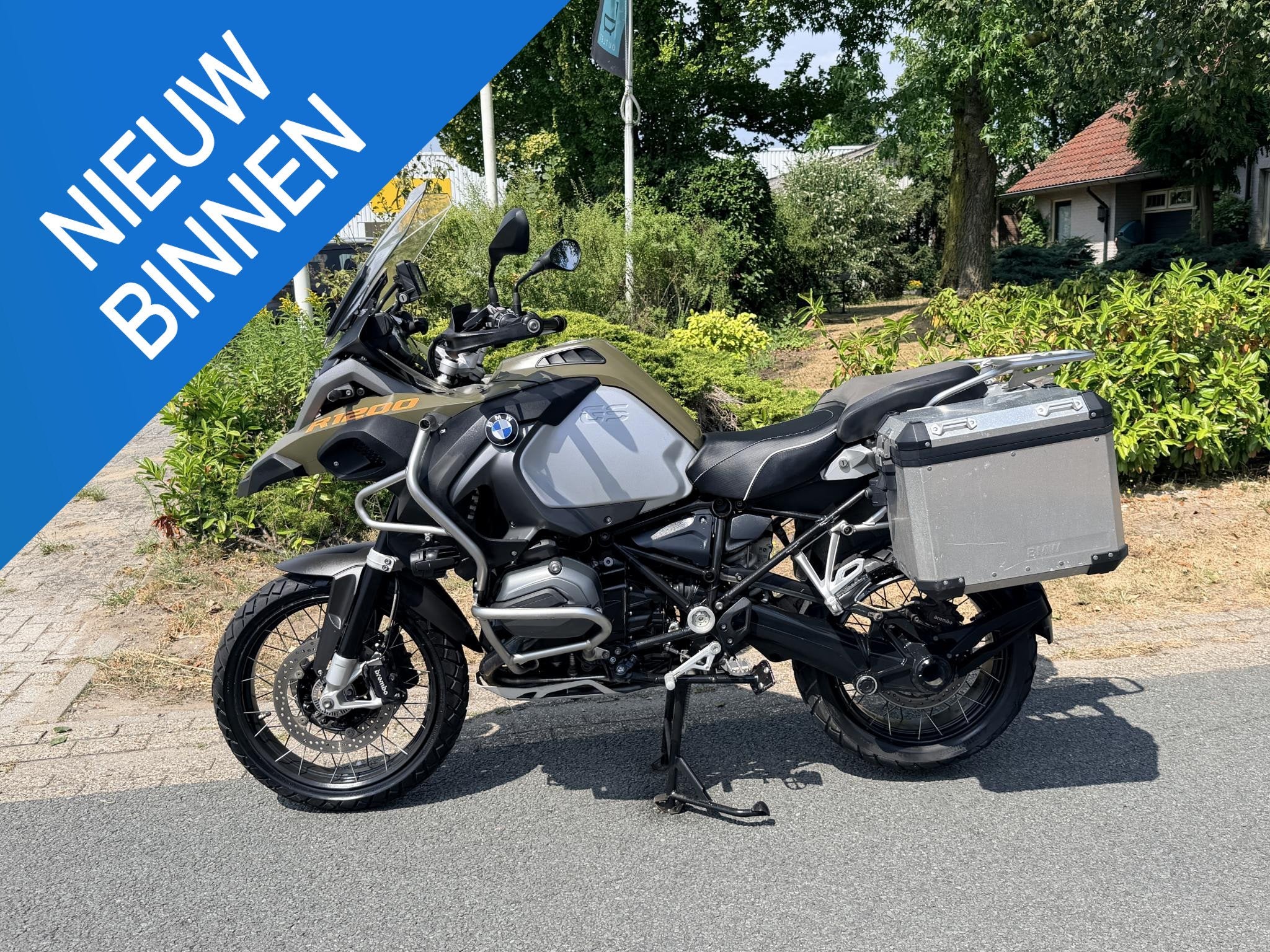 BMW R 1200 GS Adventure Kalamata 125PK ABS•ESA•Navi•Cr, Motoren, Motoren | BMW, Einsteinlaan 5
2289 CC  Rijswijk, NL, LED Verlichting