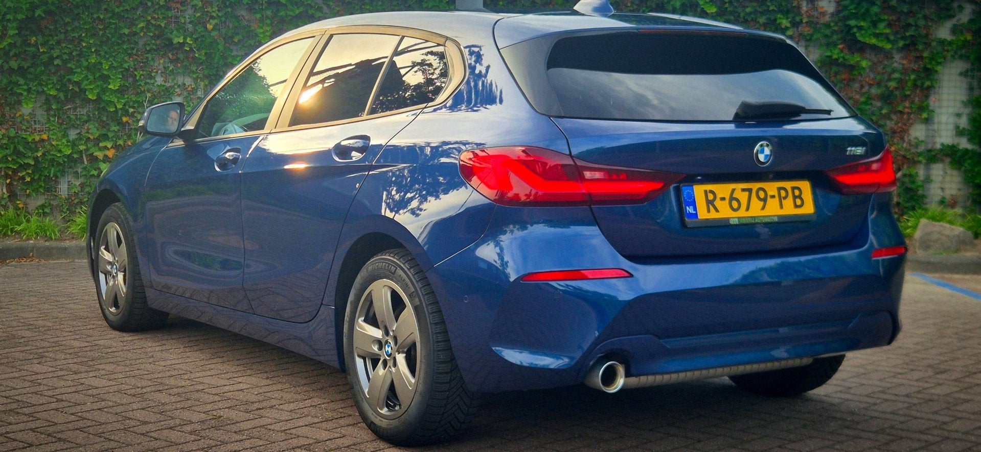 BMW 1-serie 118i Business Edition | Cam | Stoelverw. | Cruis, Auto's, BMW, Gebruikt, Blauw, Origineel Nederlands, Bedrijf