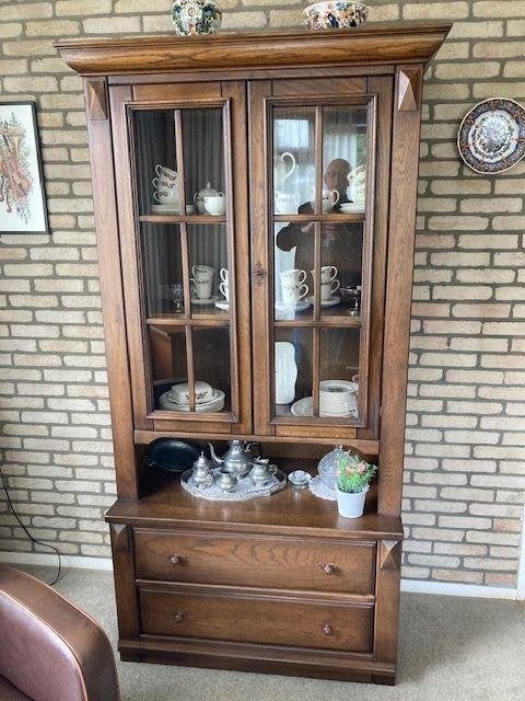 kast, Ophalen, Gebruikt, 100 tot 150 cm, Met deur(en)