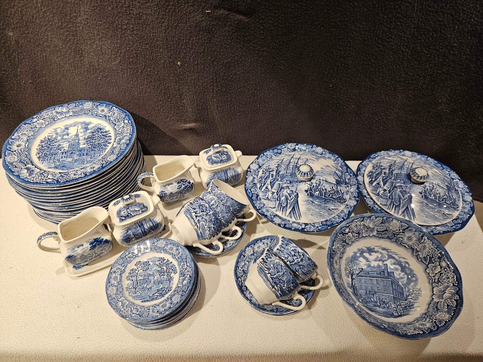 Groot servies Liberty Blue, Ophalen, Zo goed als nieuw, Porselein, Overige stijlen