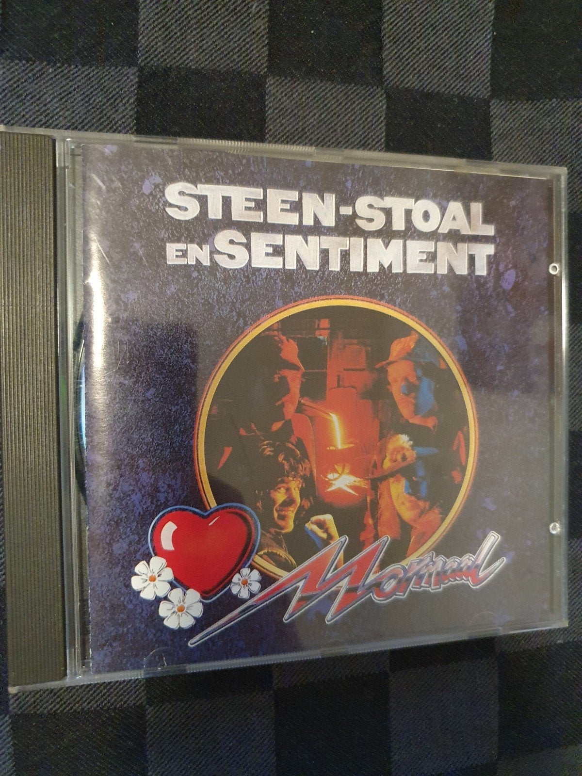 normaal cd steen-stoal en sentiment, Cd's en Dvd's, Cd's | Nederlandstalig, Verzenden, Zo goed als nieuw