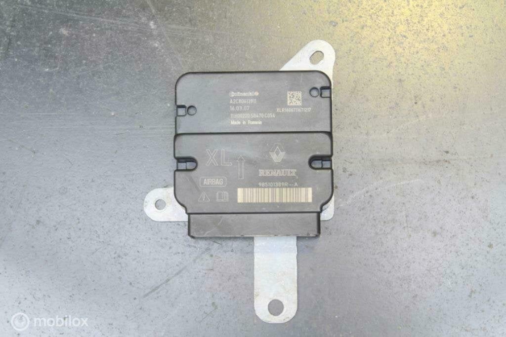 Airbag module Renault Clio (2012-2020)