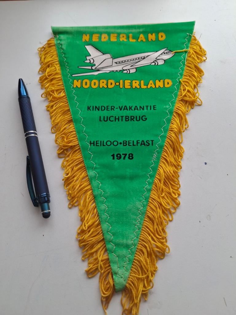 Vlaggetje Ned--N-Ierland kindervakantie 1978, Verzamelen, Ophalen of Verzenden, Gebruikt, Overige typen