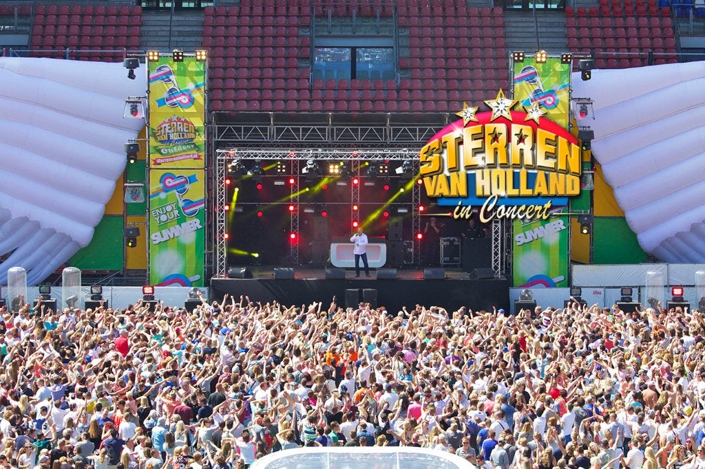 Feest zanger / Hazes look a like/ nu tijdelijk voor maar, Solo-artiest