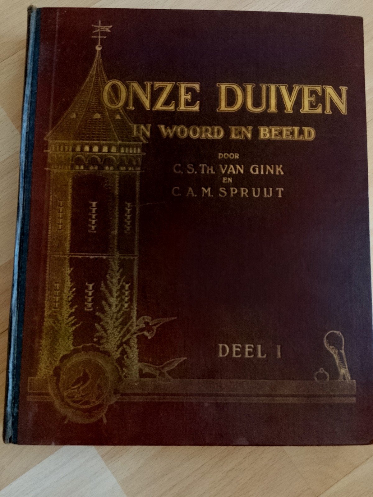 Iconisch DUIVEN sierduiven plaatjesalbum uit 1920 C. Spruijt, Ophalen of Verzenden, Gelezen, Plaatjesalbum