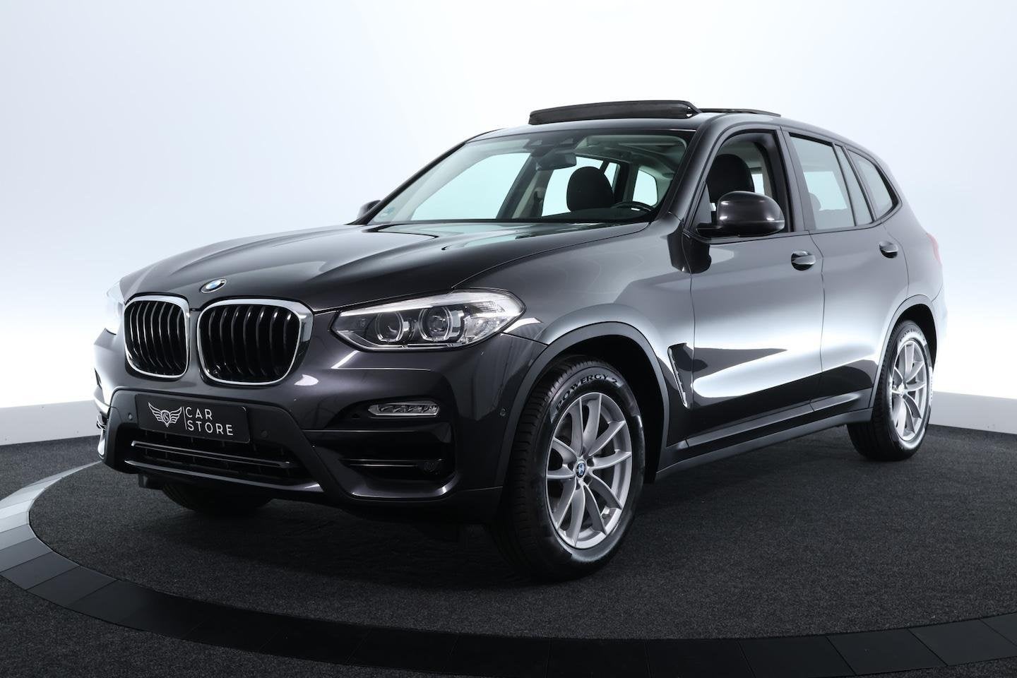 BMW X3 xDrive20i Launch Edition High Executive |PANO|HUD|CAM, Auto's, Automaat, Gebruikt, Euro 6, 4 cilinders