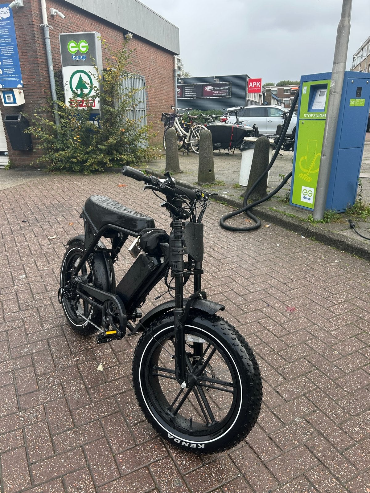 V8 Fatbike - Zo goed als nieuw 1332 km op de teller, Ophalen, Zo goed als nieuw, Overige merken