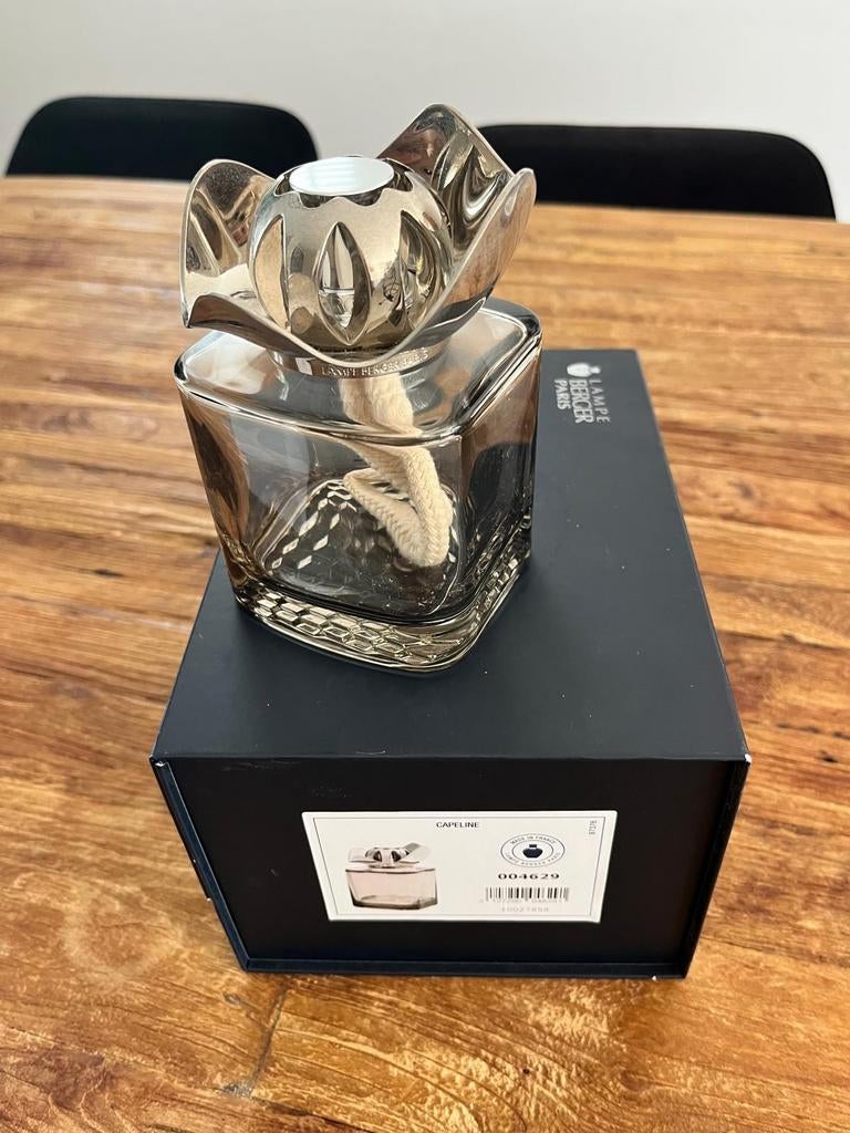 Geurbrander Lampe Berger Capeline, Zilver, Decoratieobject, Ophalen of Verzenden, Zo goed als nieuw