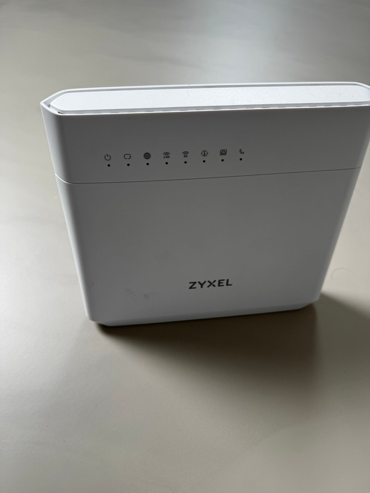 Zyxel VMG8825-T50 Modem Router, Computers en Software, Ophalen of Verzenden, Gebruikt, Router met modem