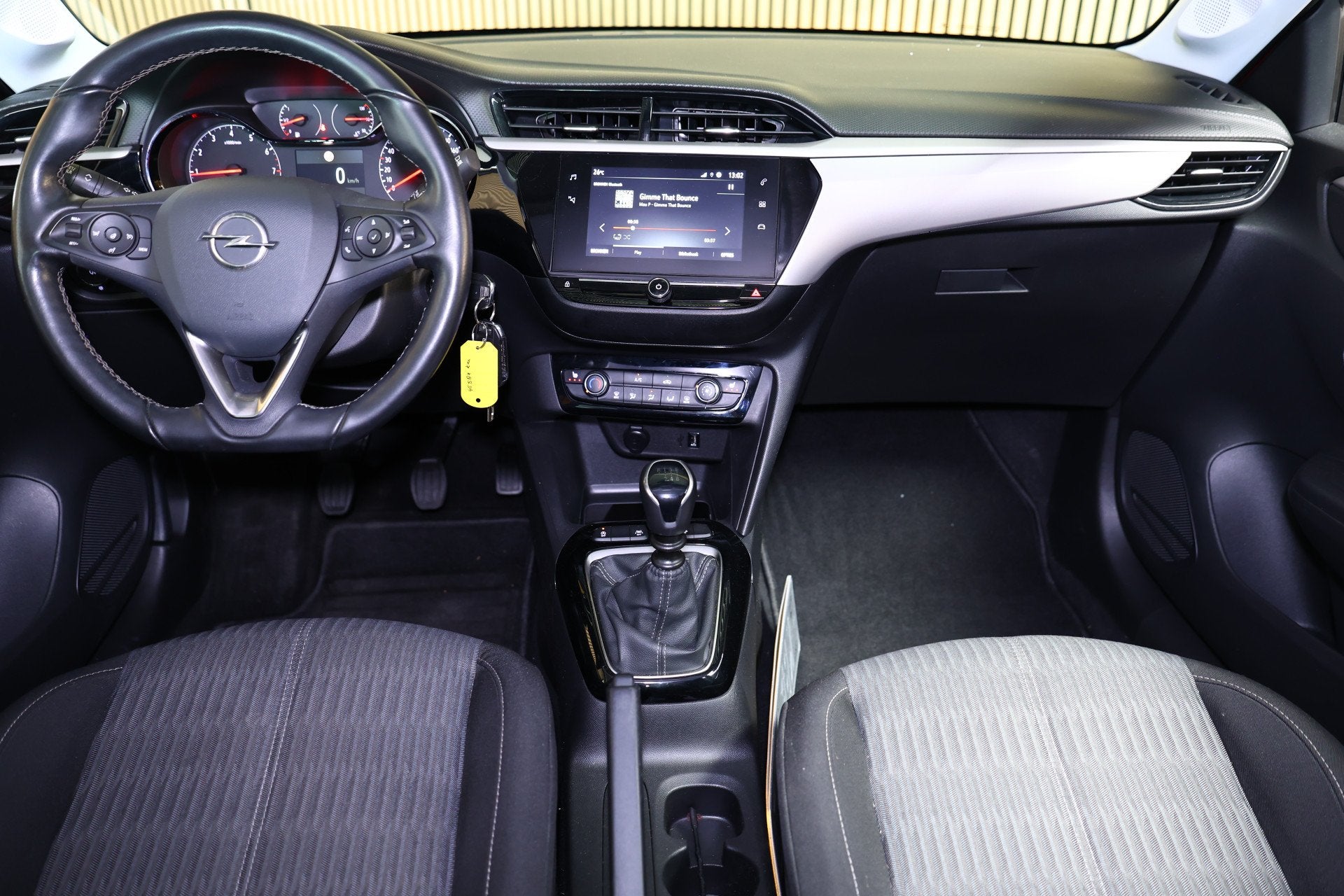 Opel Corsa 1.2 GS AVM Line CARPLAY CAMERA AIRCO CRUISE LANE, Voorwielaandrijving, 23 km/l, Handgeschakeld, 3 cilinders