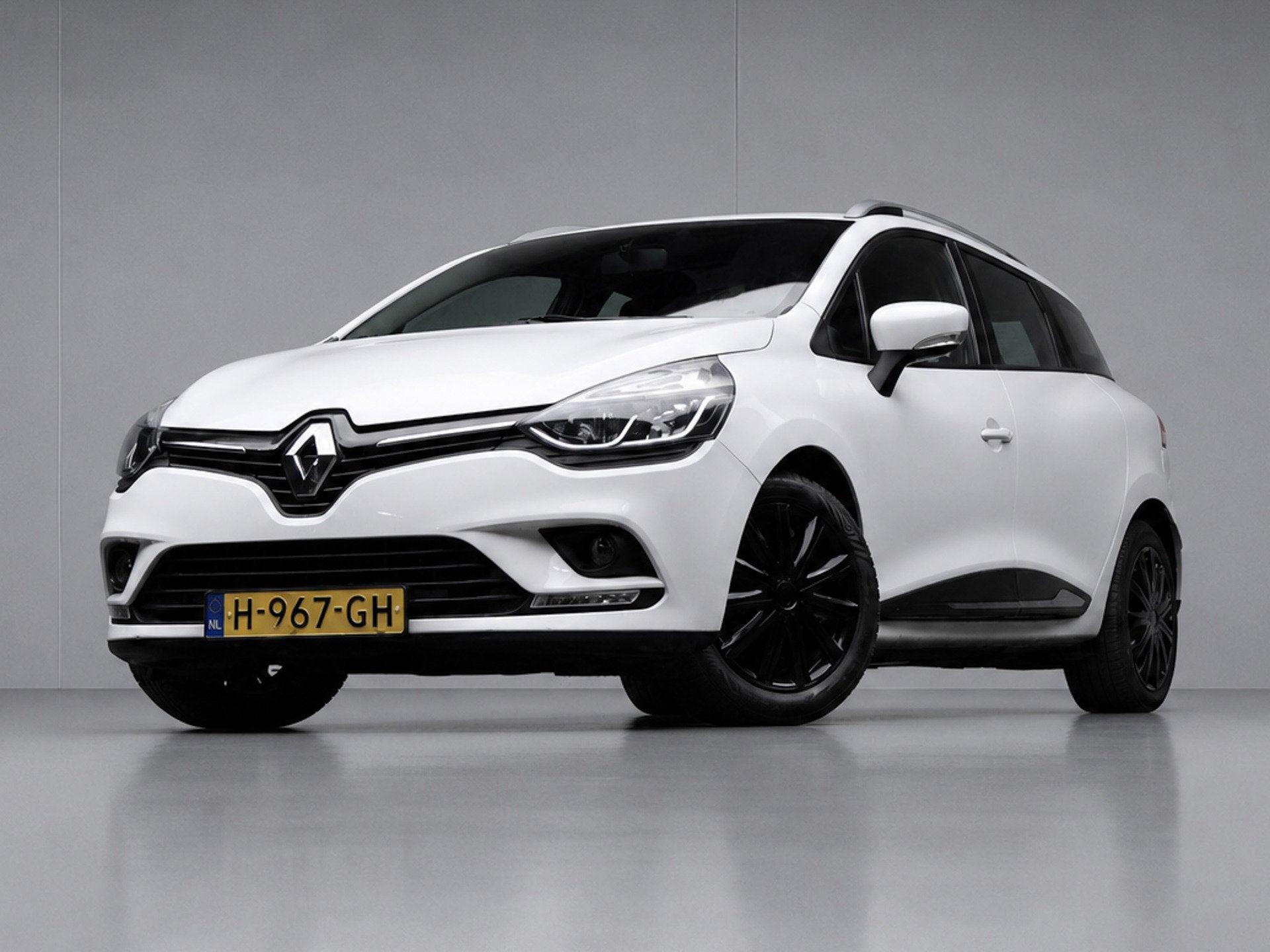 Renault Clio Estate 0.9 TCe Limited Sport (NAVI,CLIMATE,CRUI, Auto's, 898 cc, 1063 kg, Gebruikt, Euro 6