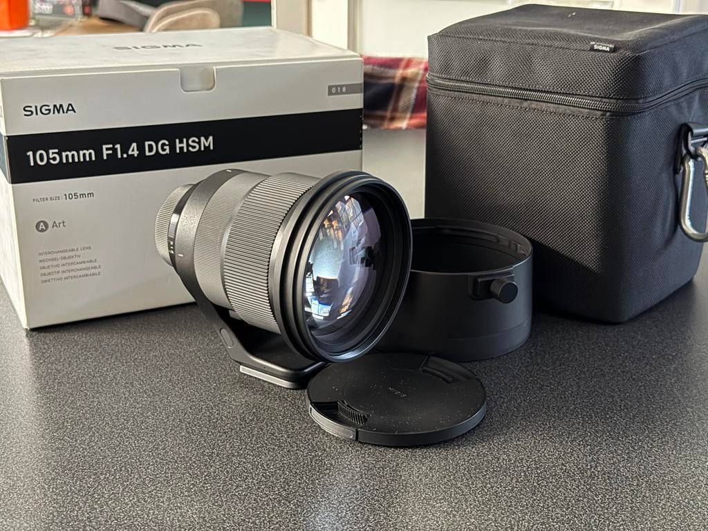Sigma 105mm F1.4 DG HSM Art Lens (Nikon F-mount), Ophalen, Zo goed als nieuw, Standaardlens