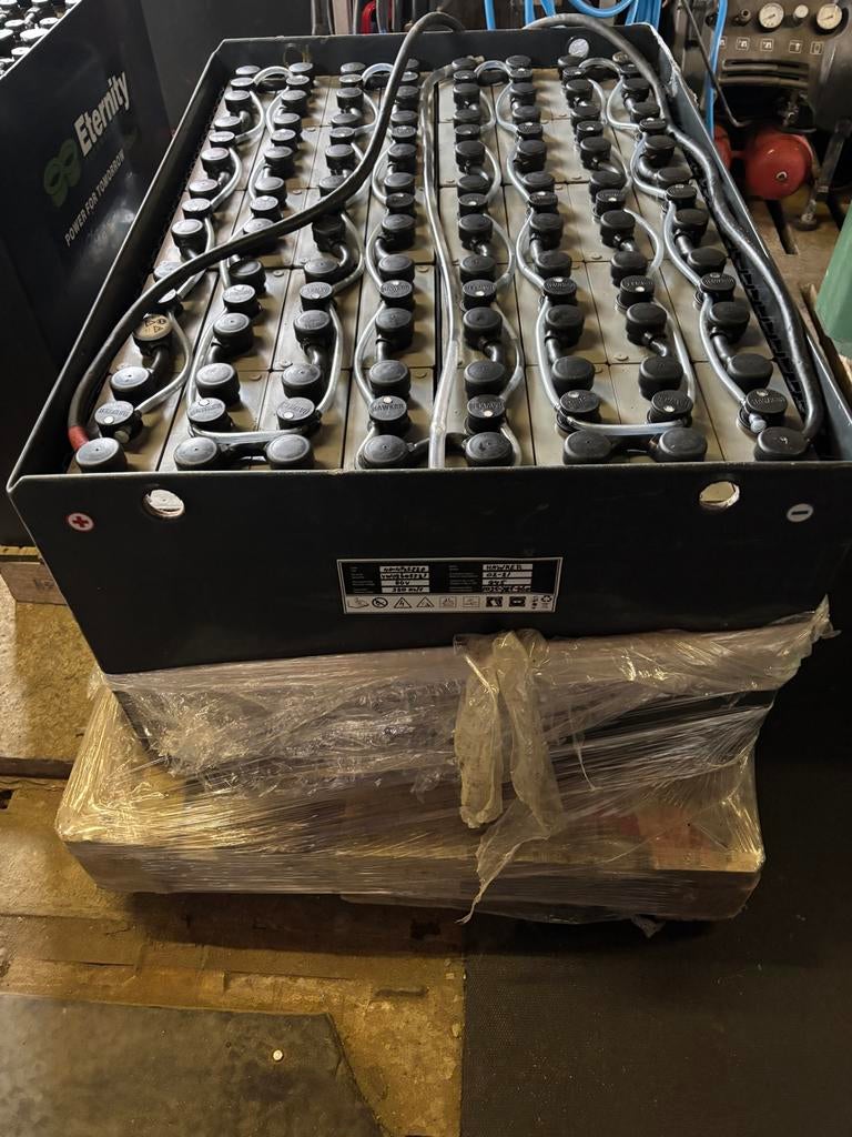2 gebruikte tractiebatterijen: TAB 48V 400Ah & Hawker 80V 32, Ophalen of Verzenden