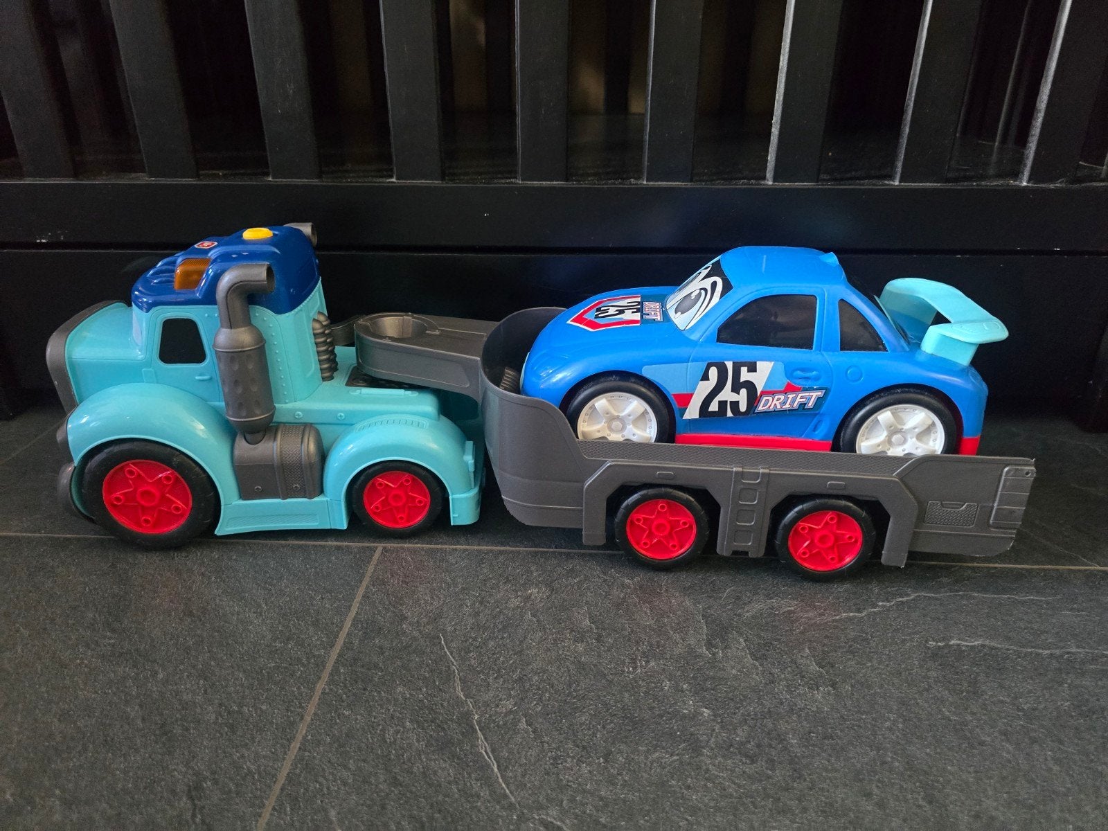 Dickie Toys Vrachtwagen met auto, Ophalen of Verzenden, Gebruikt