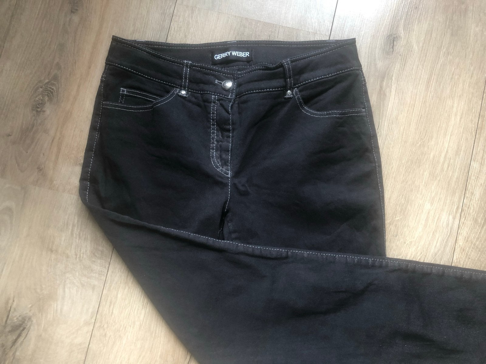 GERRY WEBER zwarte jeans - maat 38, Kleding | Dames, Spijkerbroeken en Jeans, Ophalen of Verzenden, Gedragen, Zwart, W30 - W32 (confectie 38/40)