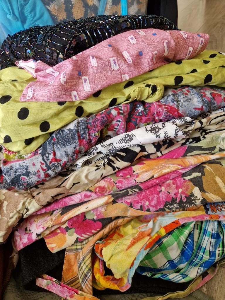 Super gave grote partij vintage kleding/ jurken blouses etc, Ophalen of Verzenden, Zo goed als nieuw
