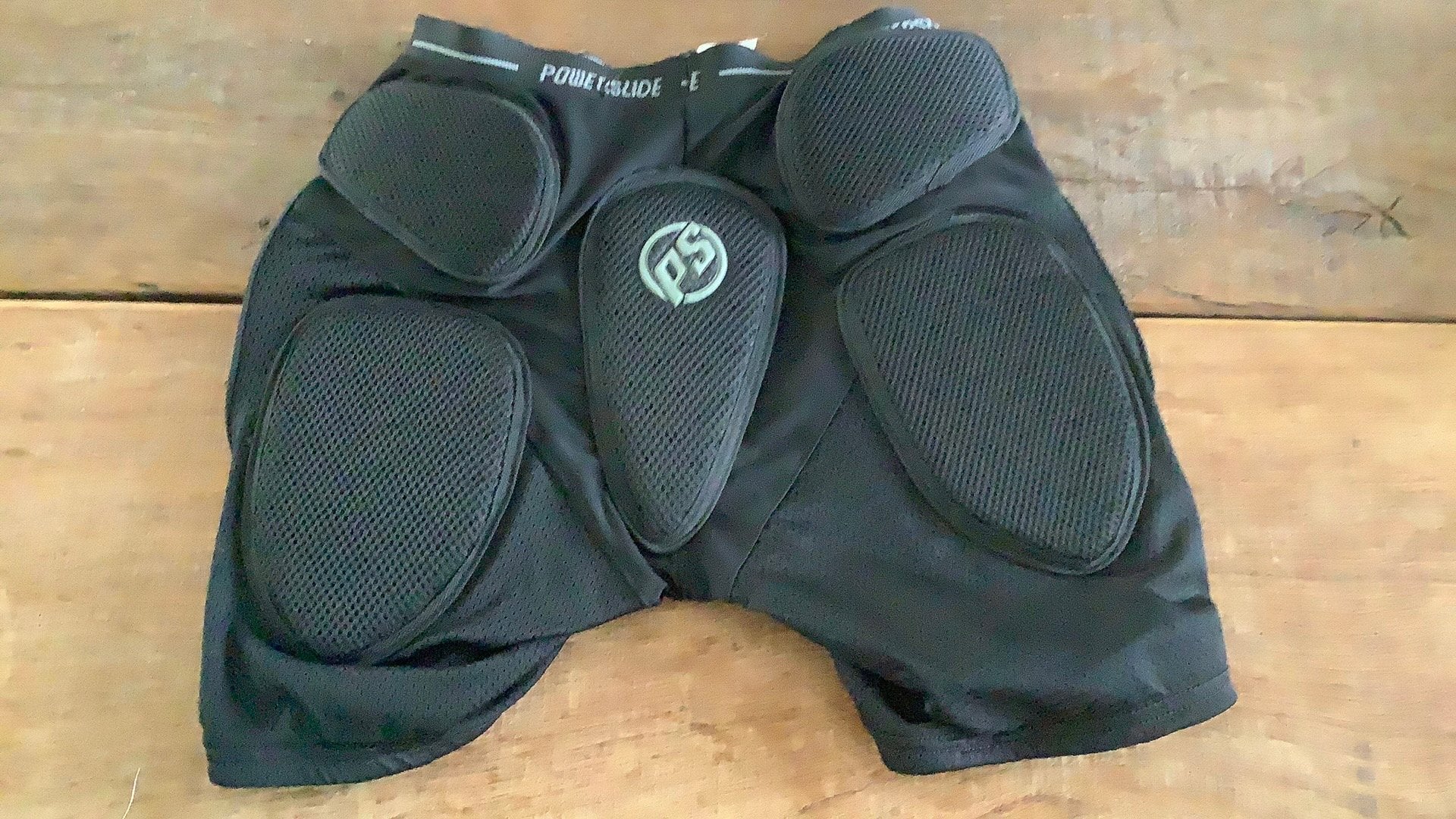 Powerslide skeeler broek met bescherming, Sport en Fitness, Skeelers, Ophalen of Verzenden, Zo goed als nieuw