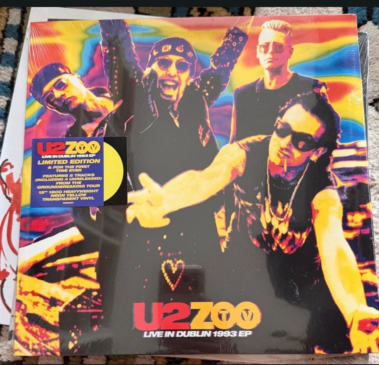 U2 ZOO Live in Dublin 1993 EP - Limited Edition Neon Yellow, Rock, Geseald, Ophalen of Verzenden, EP