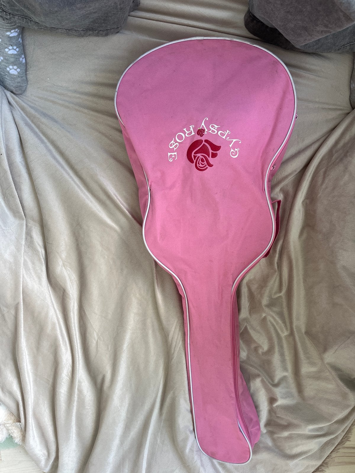 Roze Gypsy Rose Klassieke Gitaar met Hoes en Tuner, Muziek en Instrumenten, Ophalen of Verzenden, Gebruikt, Klassieke of Spaanse gitaar