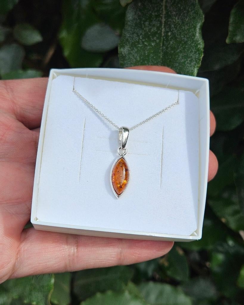 Barnsteen Ketting - Echt Zilver, Info@lavicollection.com, Nieuw, Ophalen of Verzenden, Hoofdstraat 18C