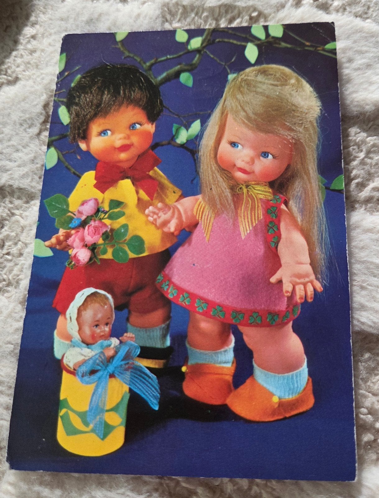 Vintage Ansichtkaart: Poppen met Baby, Verzenden, 1960 tot 1980, Gelopen, Kinderen