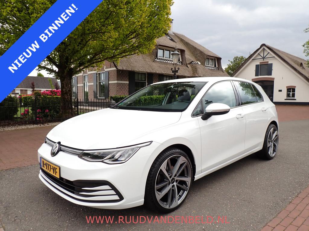 Volkswagen Golf 1.0 TSI Golf / ACC / CARPLAY / PDC / 19'', Auto's, Volkswagen, Voorwielaandrijving, 1160 kg, Stof, Gebruikt